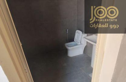 Warehouse - Studio - 1 for rent in Umm Al Thuoob - Umm Al Quwain