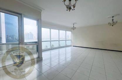 Apartment - 3 Bedrooms - 4 Bathrooms for rent in Al Majaz 2 - Al Majaz - Sharjah