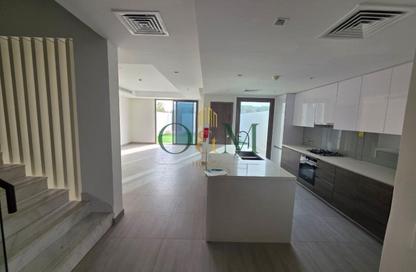 Townhouse - 2 Bedrooms - 3 Bathrooms for sale in The Cedars - Yas Acres - Yas Island - Abu Dhabi Townhouse - 2 Bedrooms - 3 Bathrooms for sale in The Cedars - Yas Acres - Yas Island - Abu Dhabi