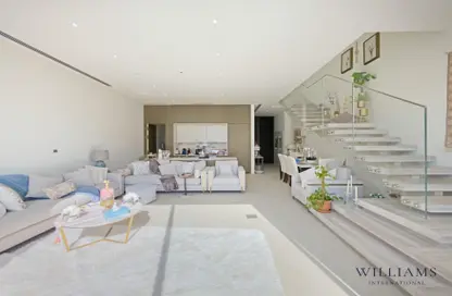 Villa - 3 Bedrooms - 4 Bathrooms for rent in Nad Al Sheba Gardens Phase 2 - Nad Al Sheba 1 - Nad Al Sheba - Dubai