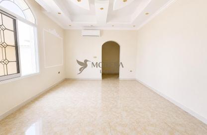 Villa - 3 - 4 for rent in Al Warqa'a 3 - Al Warqa'a - Dubai