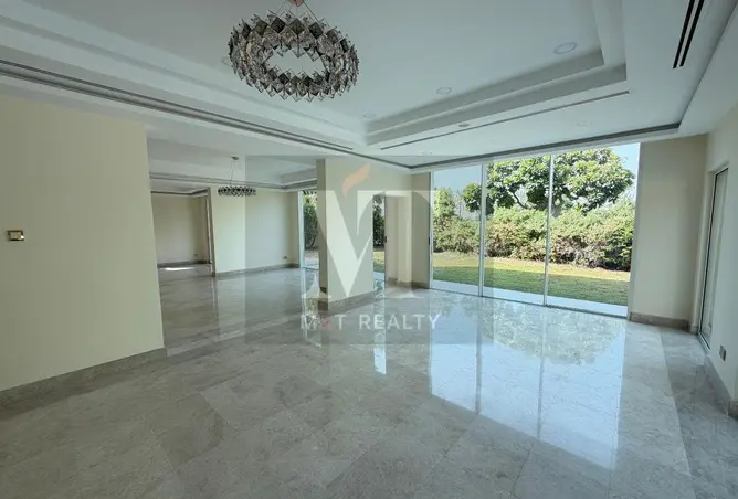 141898148 - Property Image 2