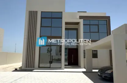 Villa - 4 Bedrooms - 6 Bathrooms for sale in Seef Al Jubail - Al Jubail Island - Abu Dhabi