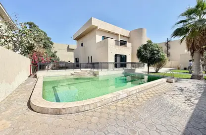 Villa - 4 Bedrooms - 6 Bathrooms for rent in Al Falaj - Al Riqqa - Sharjah