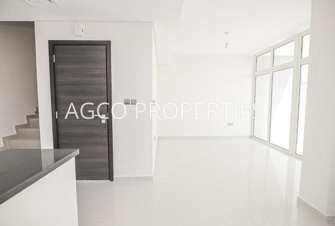 81928887 - Property Main Image