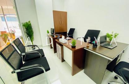 Office Space - Studio - 1 Bathroom for rent in Red Avenue - Al Garhoud - Dubai
