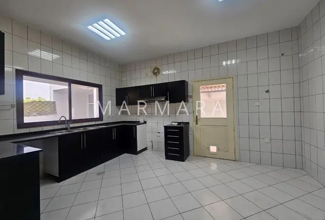 155106541 - Property Image 3