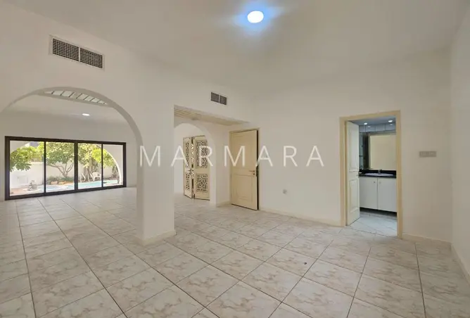 155106541 - Property Image 2