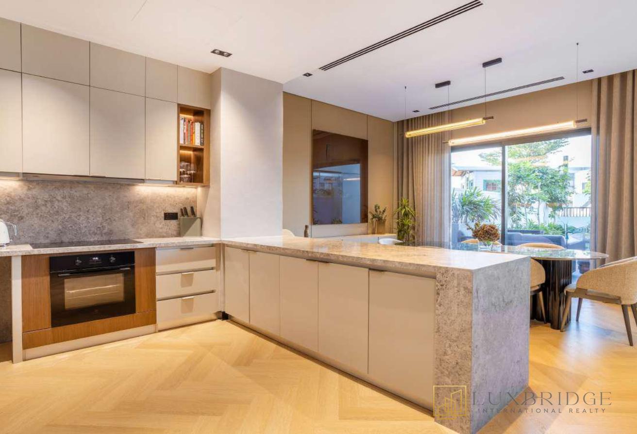 Vacant | Fully Furnished | Renovated photo 7