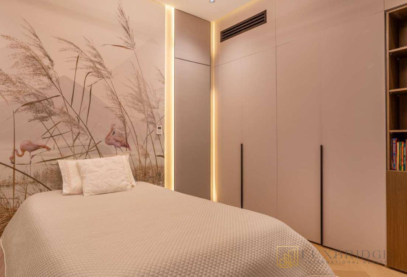 Vacant | Fully Furnished | Renovated photo 14