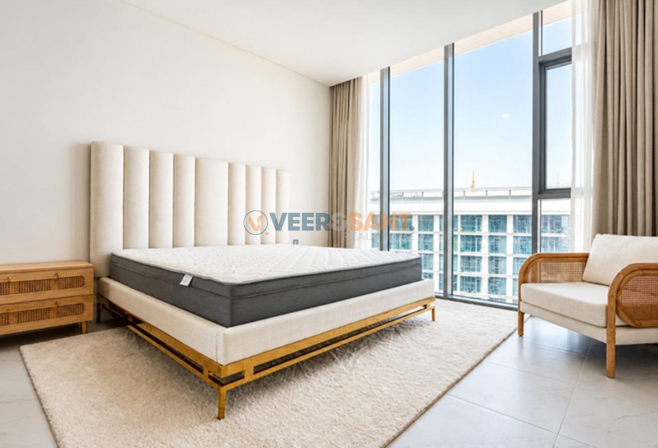 Luxury Apt | Fully Furnished | Waterfront Living photo 6