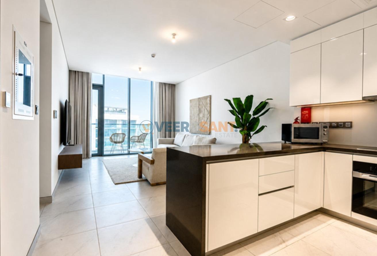 Luxury Apt | Fully Furnished | Waterfront Living photo 5