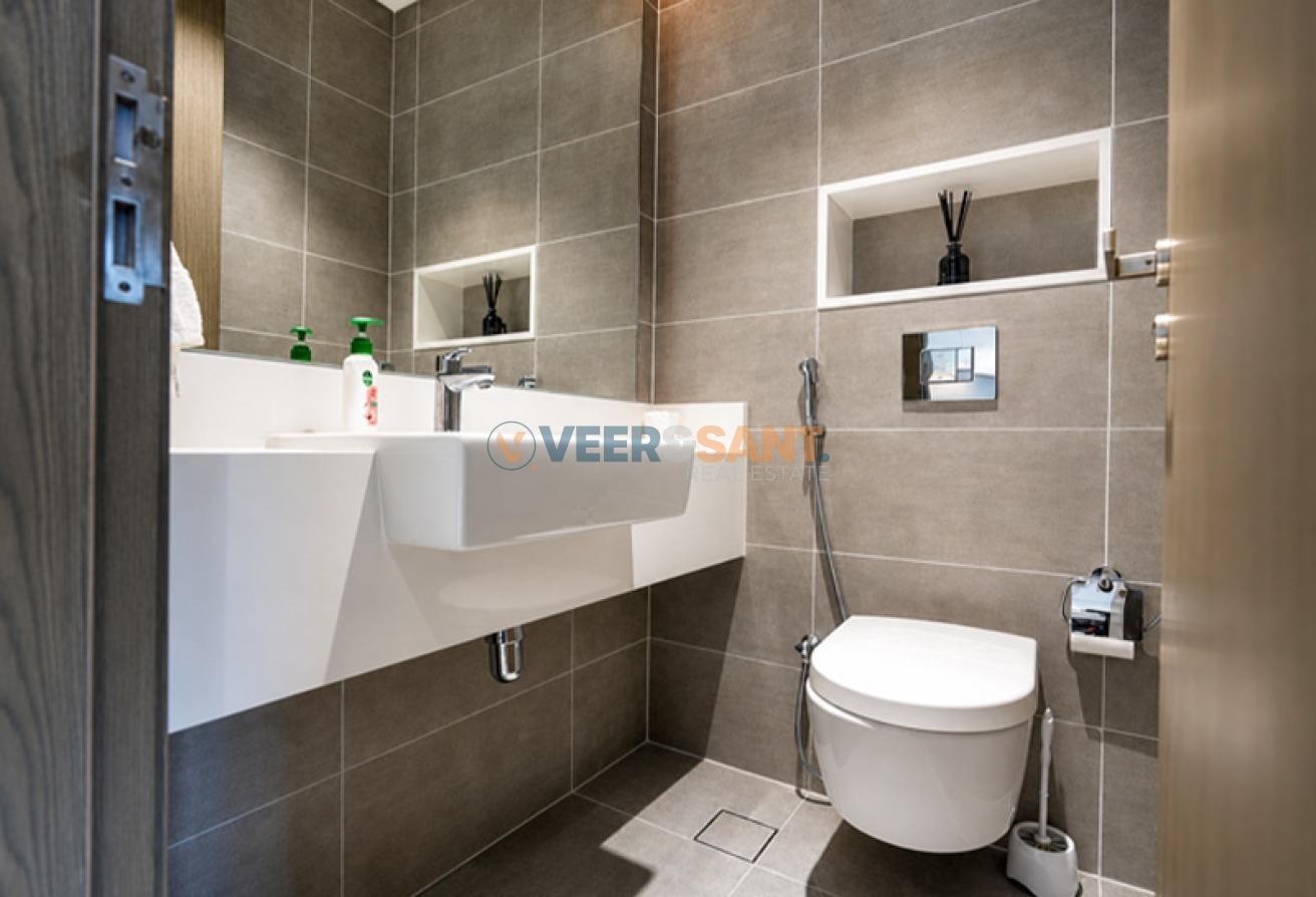 Luxury Apt | Fully Furnished | Waterfront Living photo 13