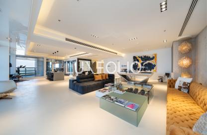 Apartment - 5 Bedrooms - 5 Bathrooms for sale in Princess Tower - Dubai Marina - Dubai