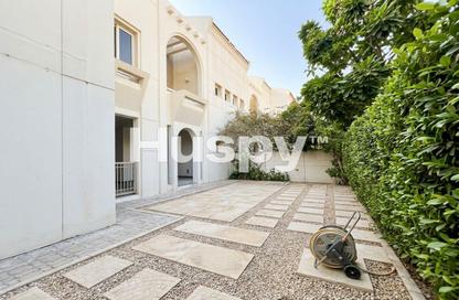 Villa - 5 - 7+ for rent in Al Yasat Compound - Al Mushrif - Abu Dhabi