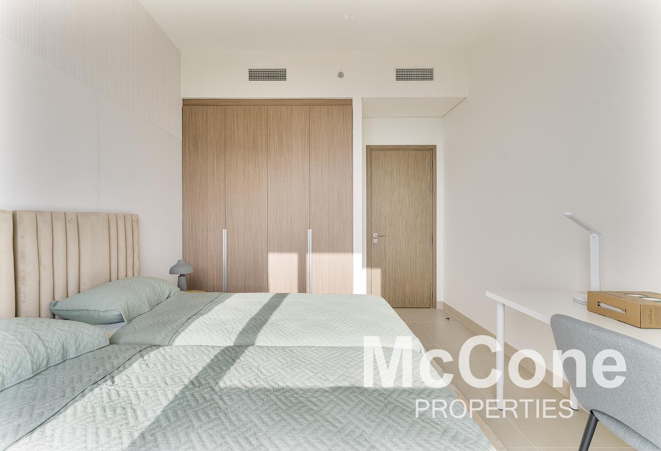 Vacant | Marina Views | High Floor photo 13