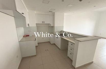 Apartment - 3 Bedrooms - 3 Bathrooms for rent in Zahra Breeze Apartments 3A - Zahra Breeze Apartments 3 - Zahra Breeze Apartments - Town Square - Dubai