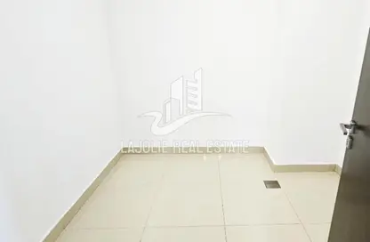 Apartment - 2 Bedrooms - 3 Bathrooms for rent in Al Khalidiya - Abu Dhabi