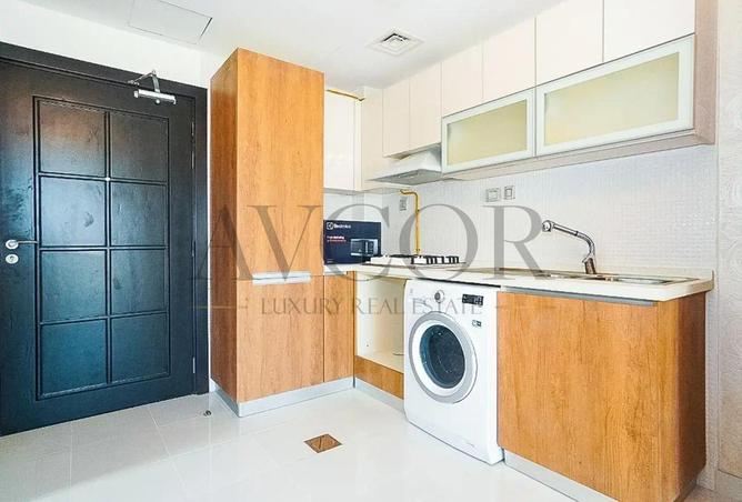 107318181 - Property Image 3