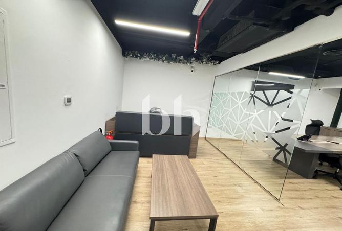 74232744 - Property Image 2