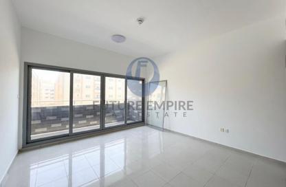 Apartment - 1 Bedroom - 3 Bathrooms for rent in Al Waleed 5 Building - Al Karama - Dubai