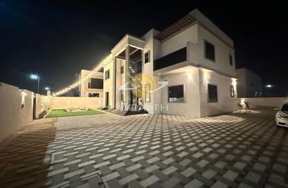 Villa - 5 Bedrooms - 7+ Bathrooms for sale in Hoshi - Al Badie - Sharjah