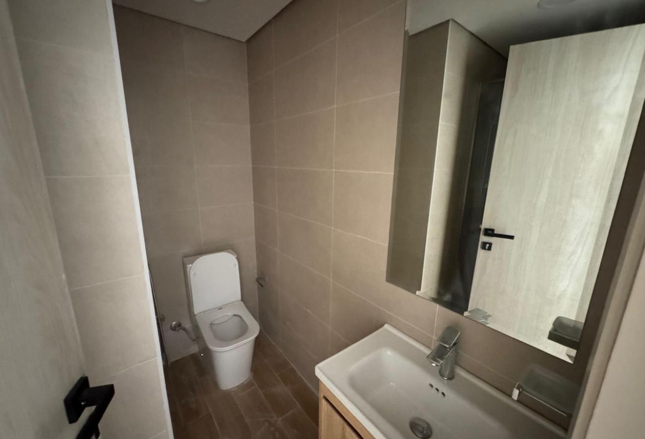 Semi Furnished I With Maid room I Big Layout