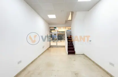 محل - استوديو للايجار في بناية القصيص - منطقة القصيص السكنية - القصيص - دبي