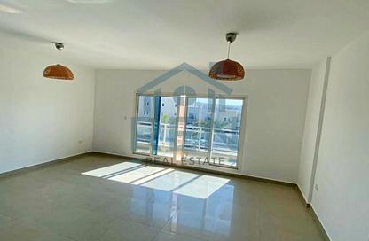 Apartment - 2 Bedrooms - 3 Bathrooms for sale in Tower 24 - Al Reef Downtown - Al Reef - Abu Dhabi