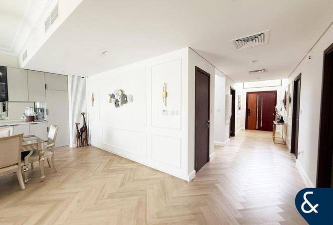 82371000 - Property Image 3