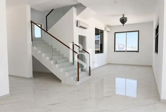 136112955 - Property Image 3