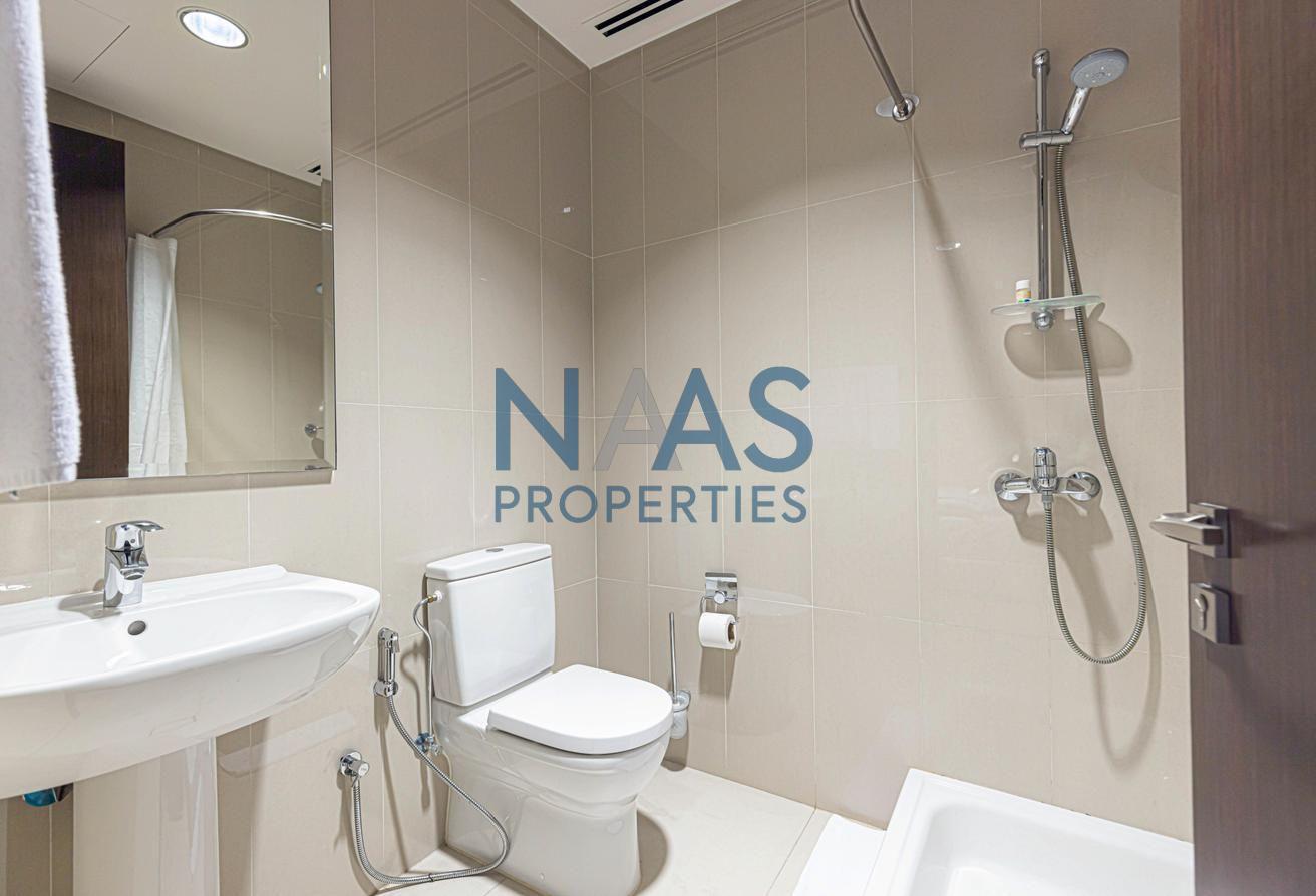Luxury Apartment in Downtown | Prime Location photo 9