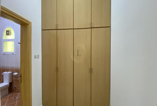 2PE0BfZnK9w - Property Image 3