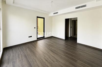 Townhouse - 5 - 6 for rent in Portofino - Damac Lagoons - Dubai
