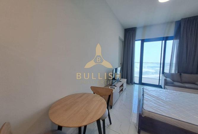 94012533 - Property Image 2