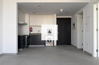 Apartment - 1 - 1 for rent in The Link - East Village - Aljada - Sharjah