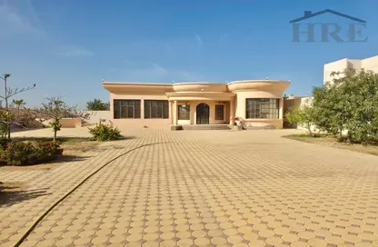 فيلا - 4 غرف نوم - 4 حمامات للايجار في الرفاع - رأس الخيمة