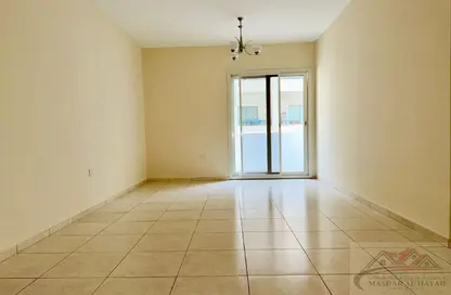 Apartment - 1 Bedroom - 2 Bathrooms for rent in Al Nahda Complex - Al Nahda - Sharjah