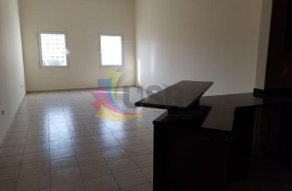 شقة - غرفة نوم - 2 حمامات للايجار في طراز البحر المتوسط - ديسكفري جاردنز - دبي