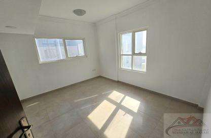 Apartment - 2 Bedrooms - 2 Bathrooms for rent in Muwaileh 29 Building - Muwaileh - Sharjah