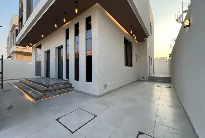 155061653 - Property Image 3