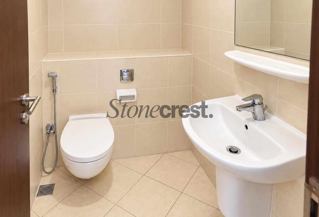 Maids Room | Vacant Nov | 3 Cheques | Lake Views photo 10