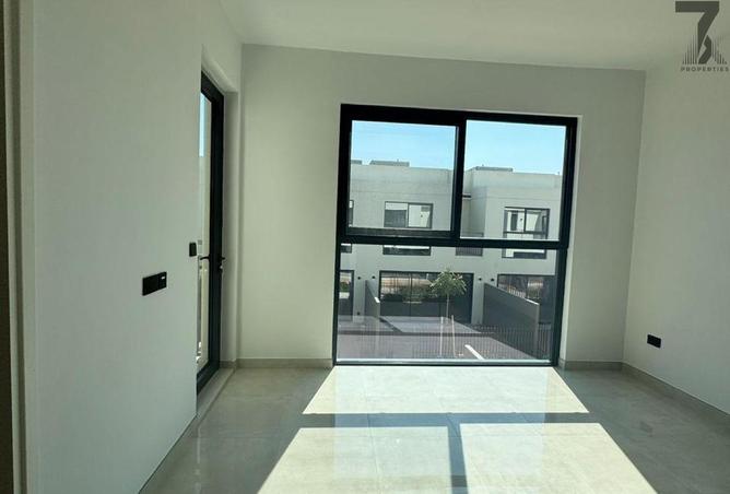 76967680 - Property Image 3