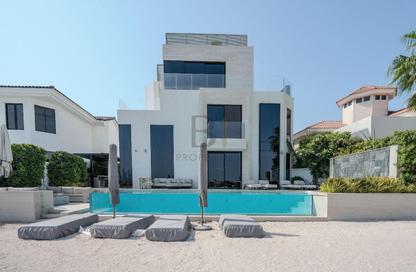 Villa - 5 Bedrooms - 6 Bathrooms for sale in Garden Homes Frond D - Garden Homes - Palm Jumeirah - Dubai