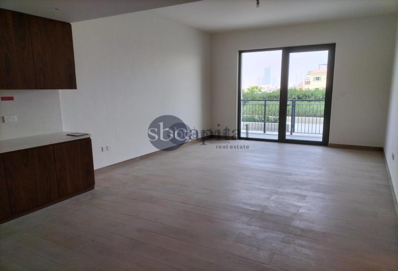 BURJ KHALIFA VIEW | READY TO MOVE | SPACIOUS photo 6