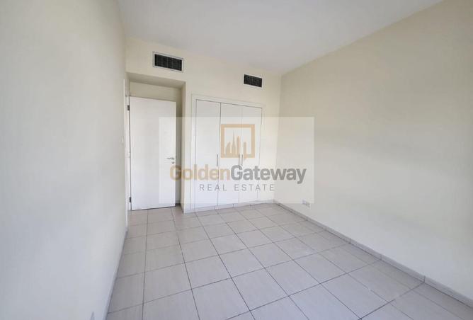 126100732 - Property Image 3