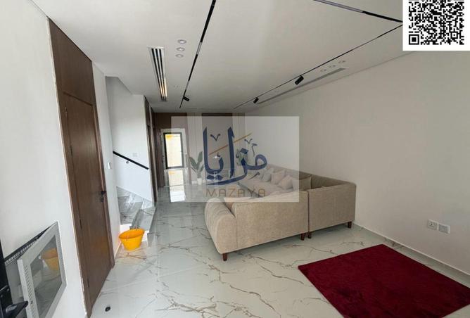 56955643 - Property Image 3