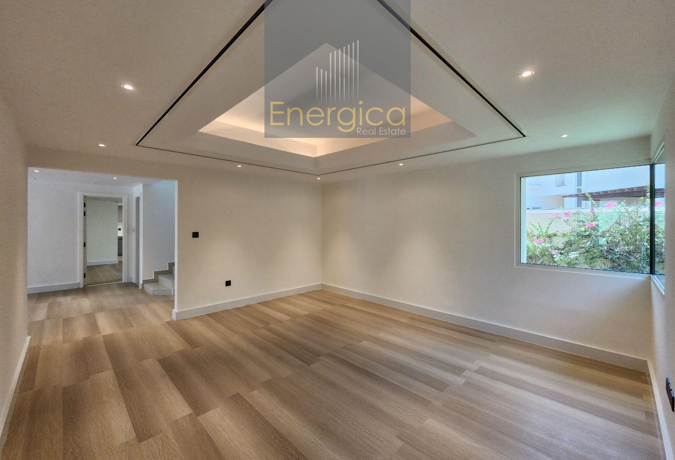 Fully Upgraded | Beach Front 4BR V | High Quality photo 8