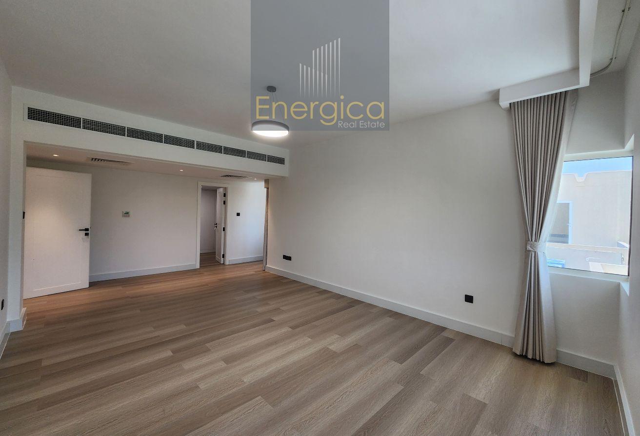 Fully Upgraded | Beach Front 4BR V | High Quality photo 20