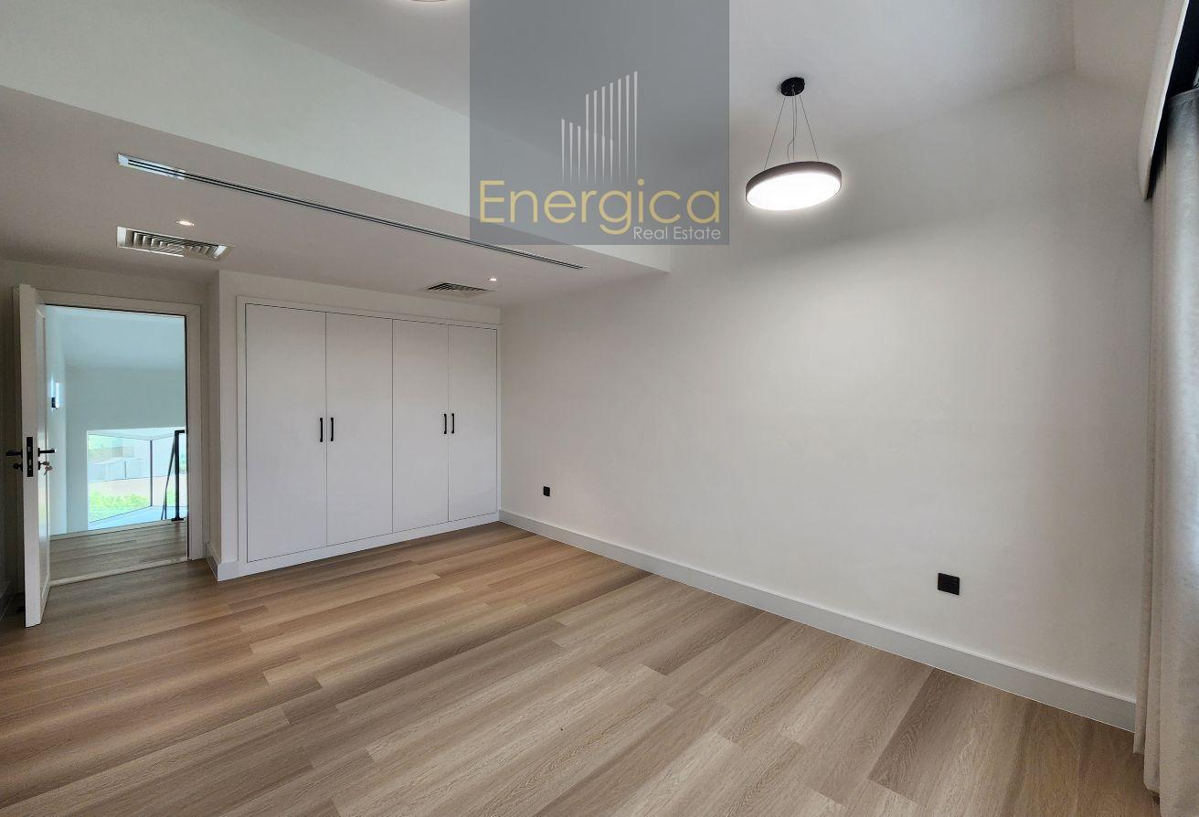 Fully Upgraded | Beach Front 4BR V | High Quality photo 21